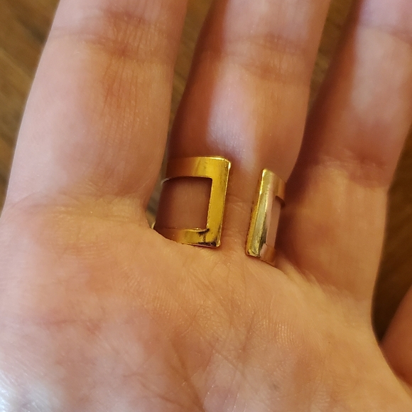 NWOT Gold Arrow Layer Ring - Picture 6 of 8